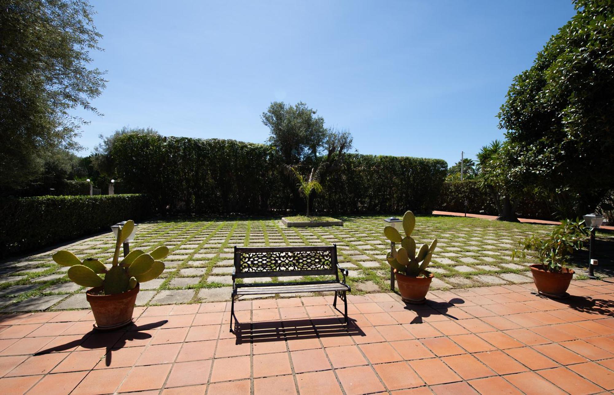 Isola Charm - A Historic Near Punta Del Pero 2*