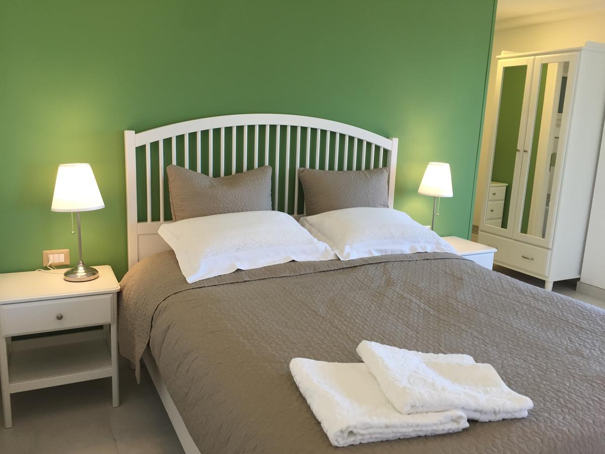 Bed & Breakfast Isola Charm - A Historic Near Punta Del Pero Syracuse