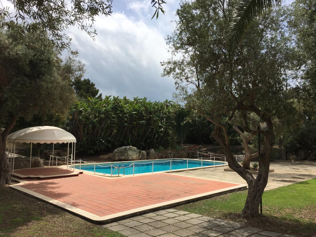 Isola Charm - A Historic Near Punta Del Pero 2* Syrakus